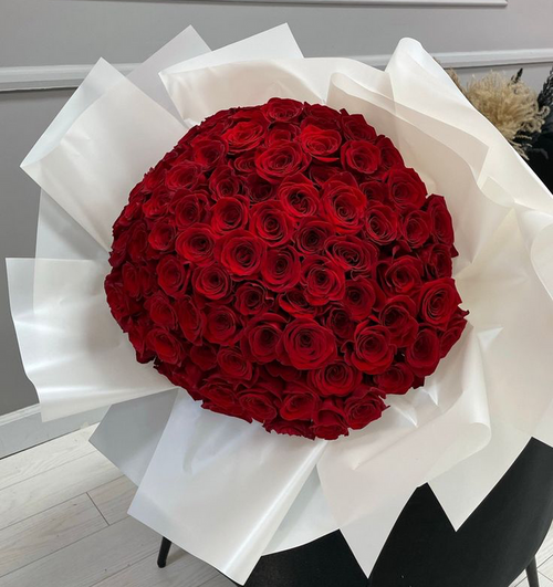101 Premium Red Roses