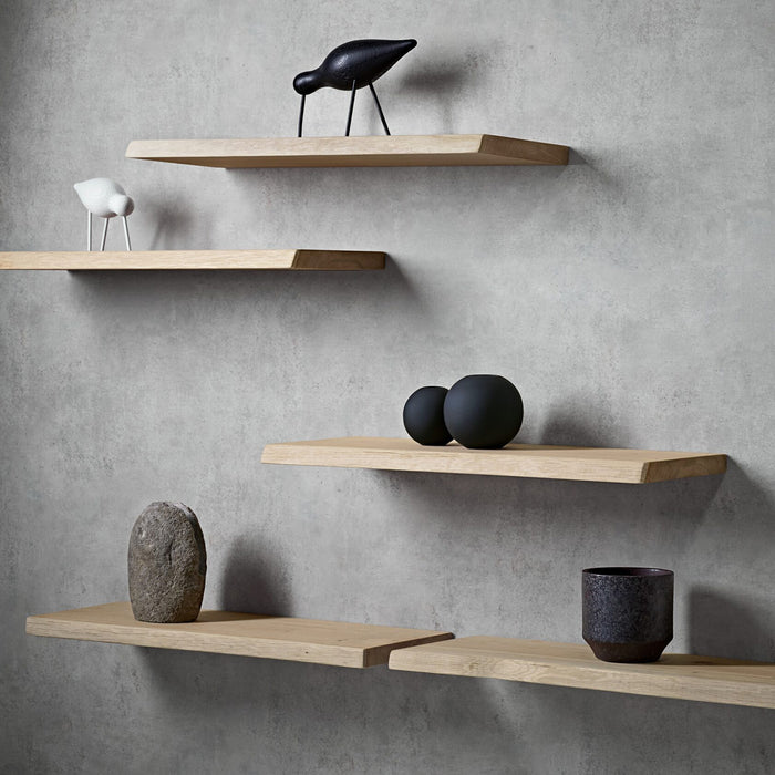 European Made Floating Oak Solid Shelf Kit 600x200x25mm