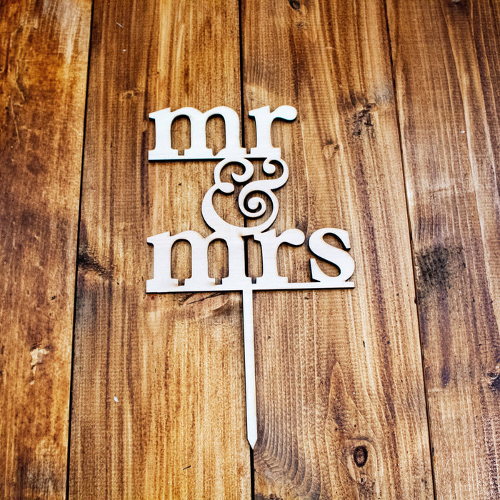Mr&Mrs Wooden Cake Topper Wooderland
